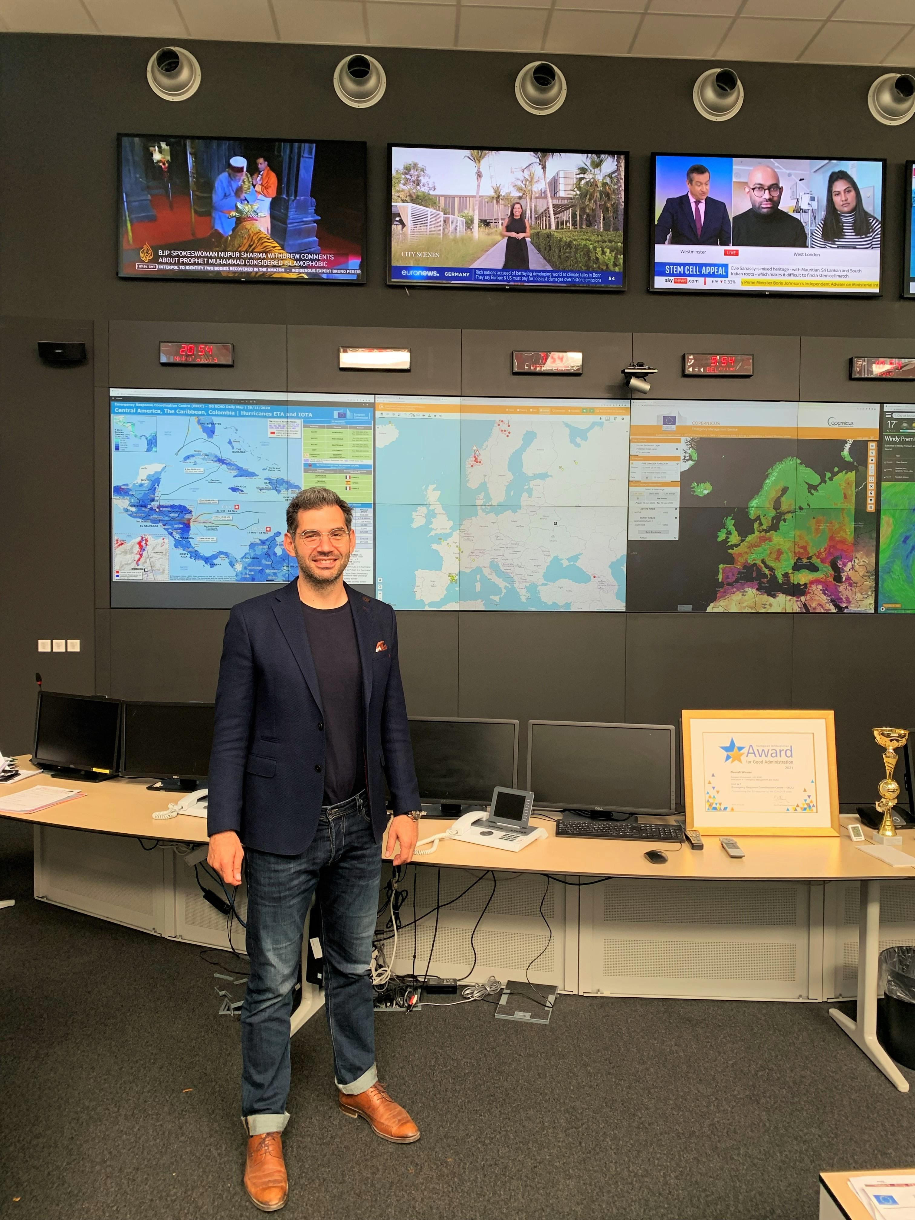 Ilias Pechlivanidis (CEMS-Floods) at the ERCC room