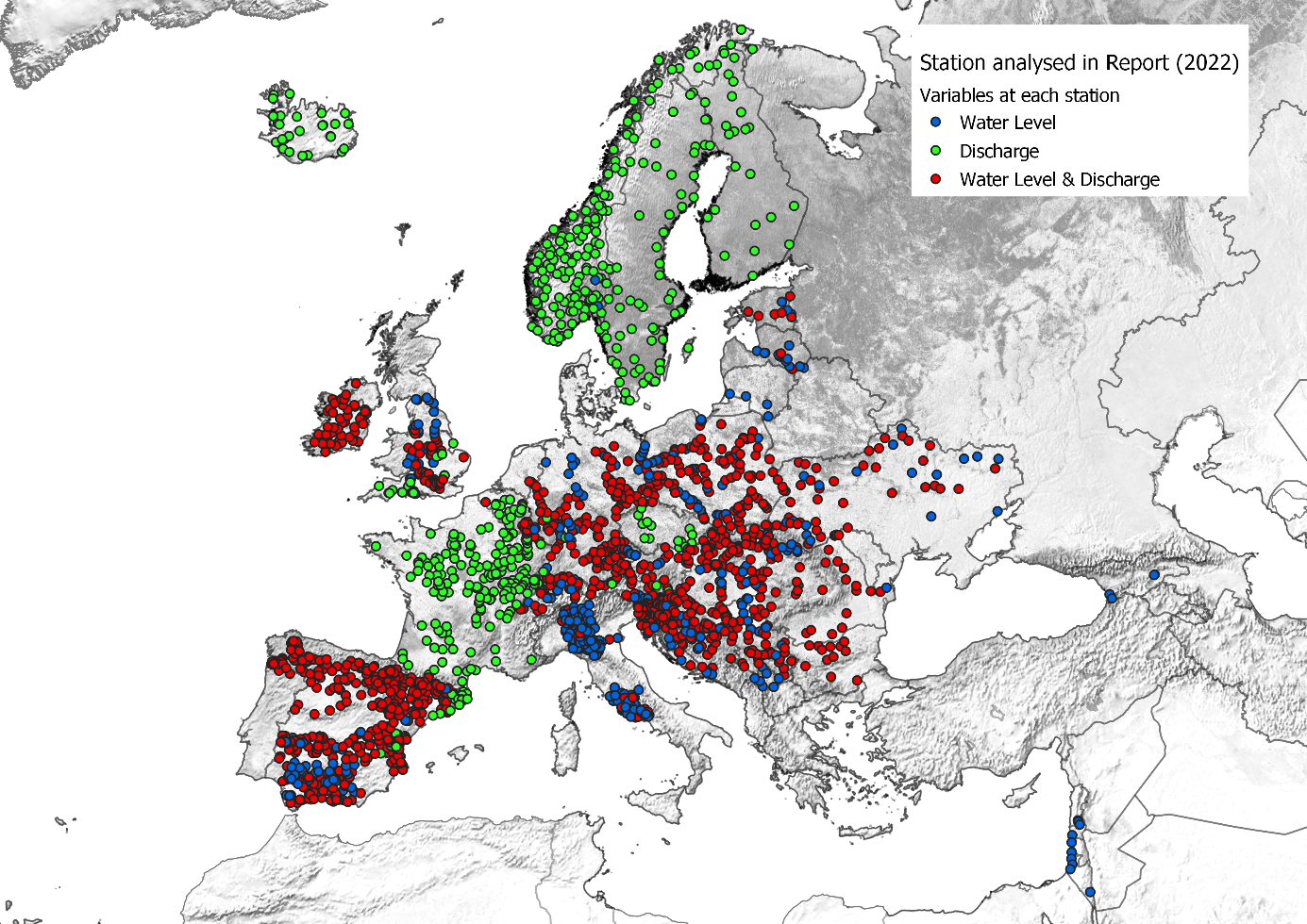 Spatial distribution of stations delivering near real time data for at least one hydrological parameter in 2022